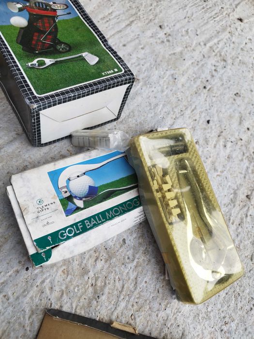 Tacos de material de golf.