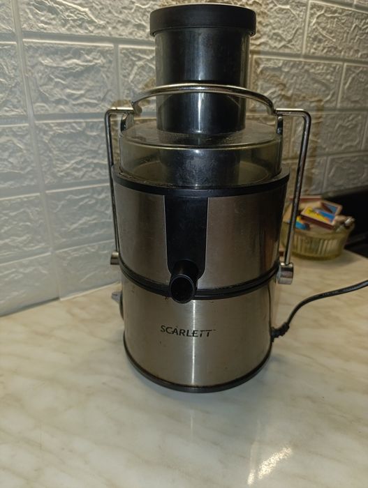 Соковижималка Scarlett