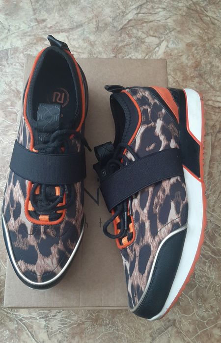 Различные пары 37,38