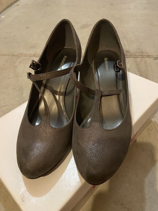 Buty damskie na obcasie Graceland