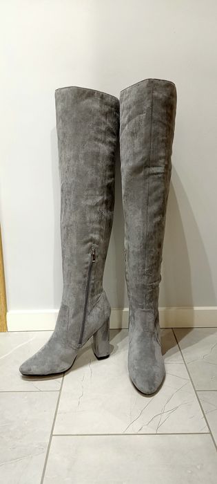 Piękne wysokie kozaki 42 szare