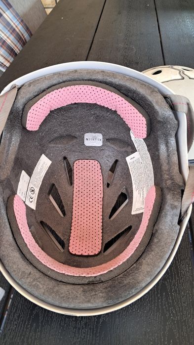 Продам велошоломи