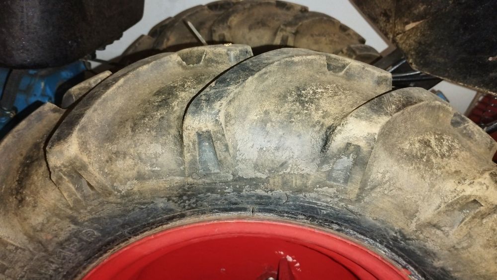 Motocultivador com muito pouco uso