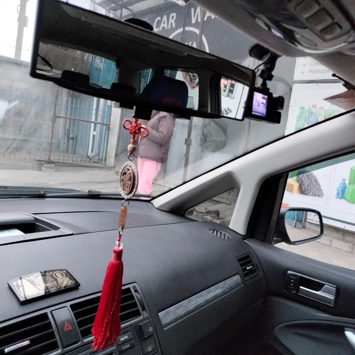 Продам  Ford C -Max 1.8