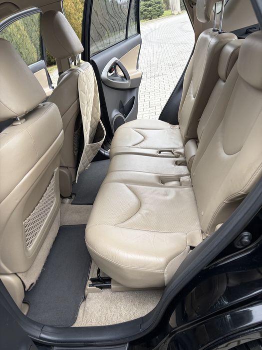 Toyota RAV 4 benzyna