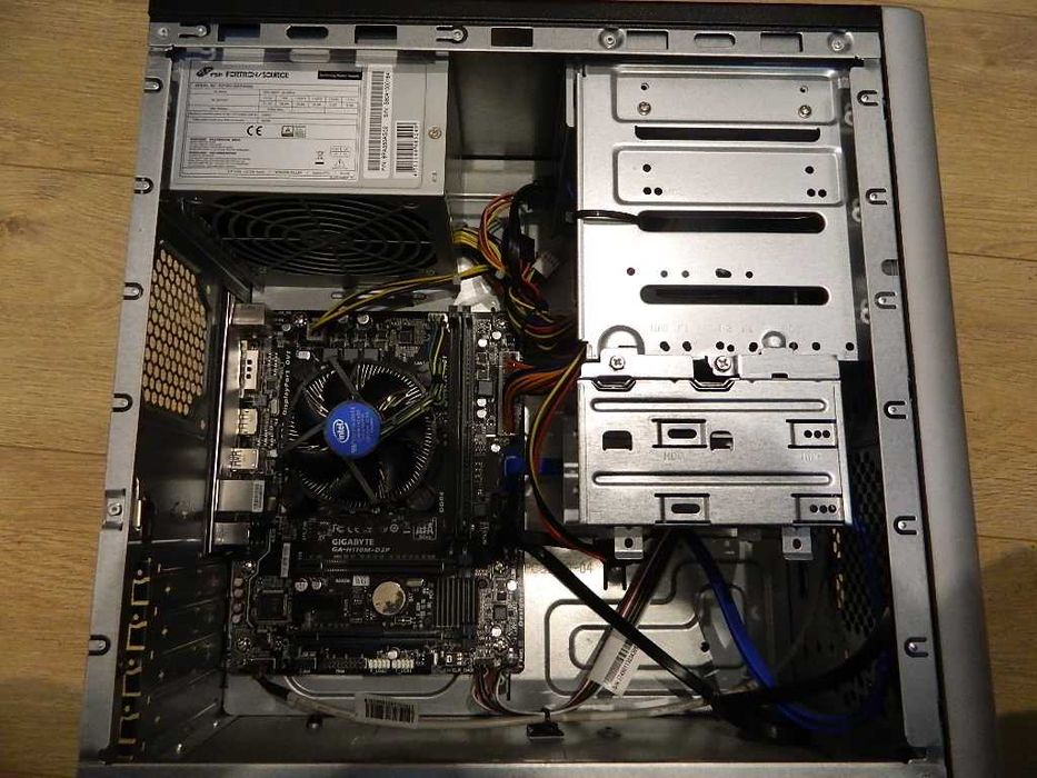 Komputer Terra Core i3-7100 4GB DDR4