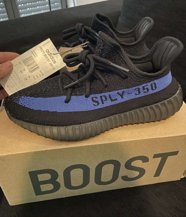 Yeezy 350  Adidas