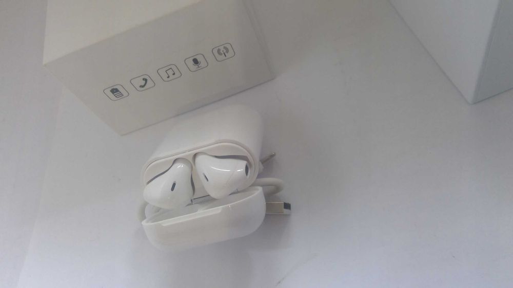 Bezprzewodowy zestaw słuchawkowy Bluetooth 5.0 i11 S34