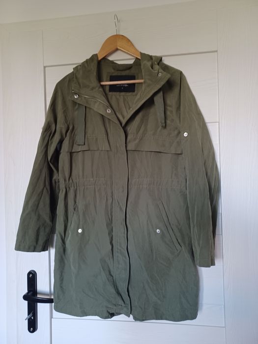 Damski płaszcz rozmiar M Cropp cienki
