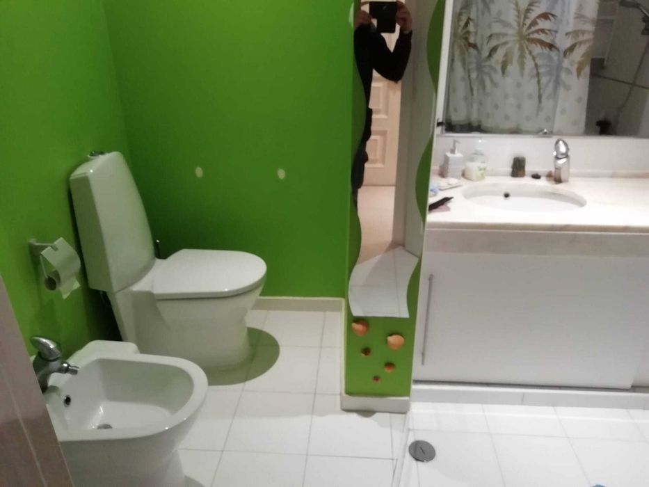 Alugo quarto Torre da Marinha