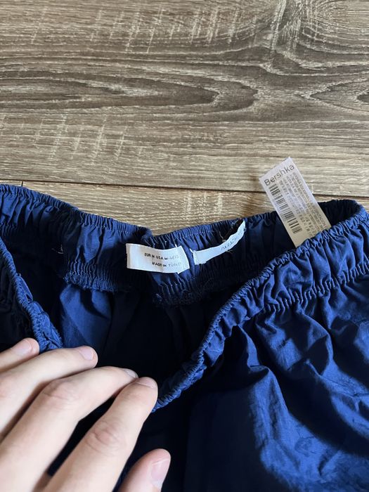 Широкі штани Парашути від Bershka baggy