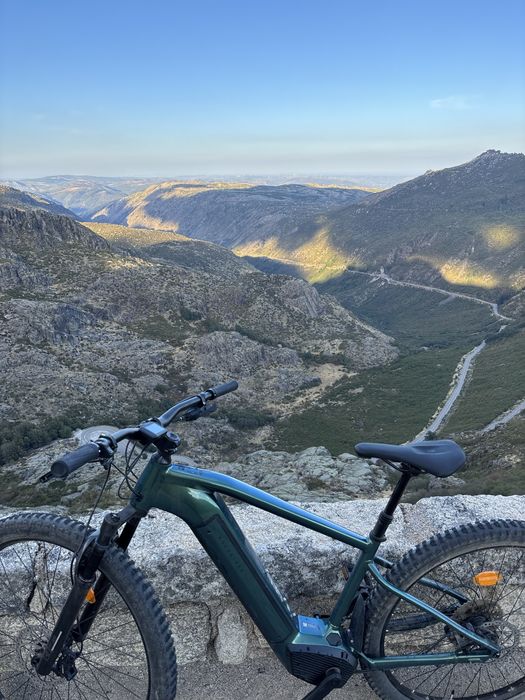 Bicicleta E-EXPL 700