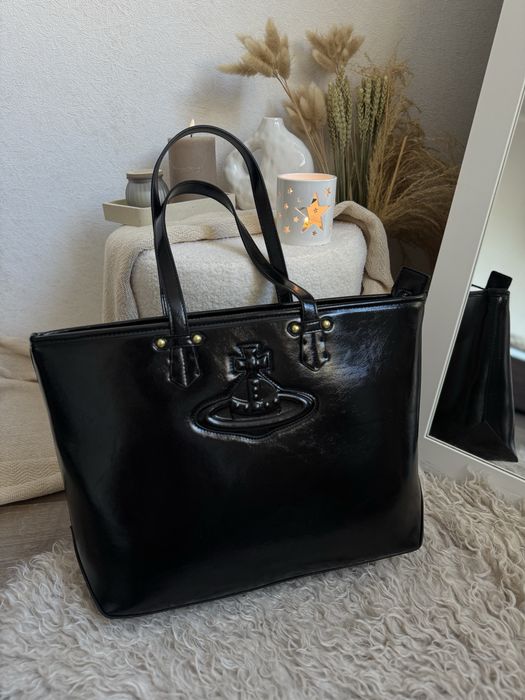 Жіноча сумка Vivienne Westwood Colette Leather Tote Bag