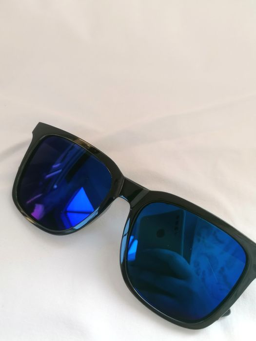 Óculos de Sol Retangulares de Lentes Azuis