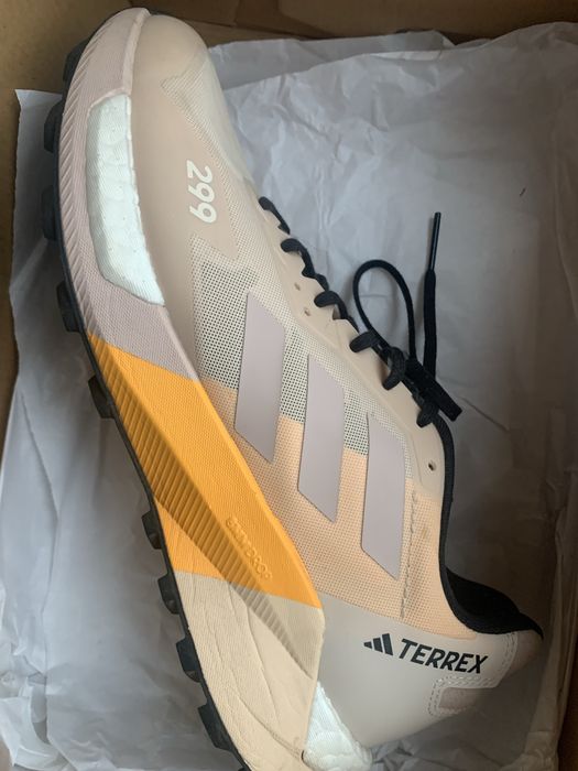 Кросівки Adidas р.42