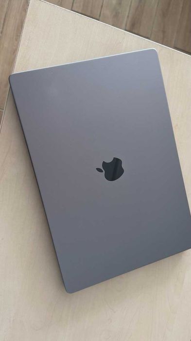 Apple MacBook Pro 16 2021 M1 Pro 16GB RAM 512GB SSD Space Grey