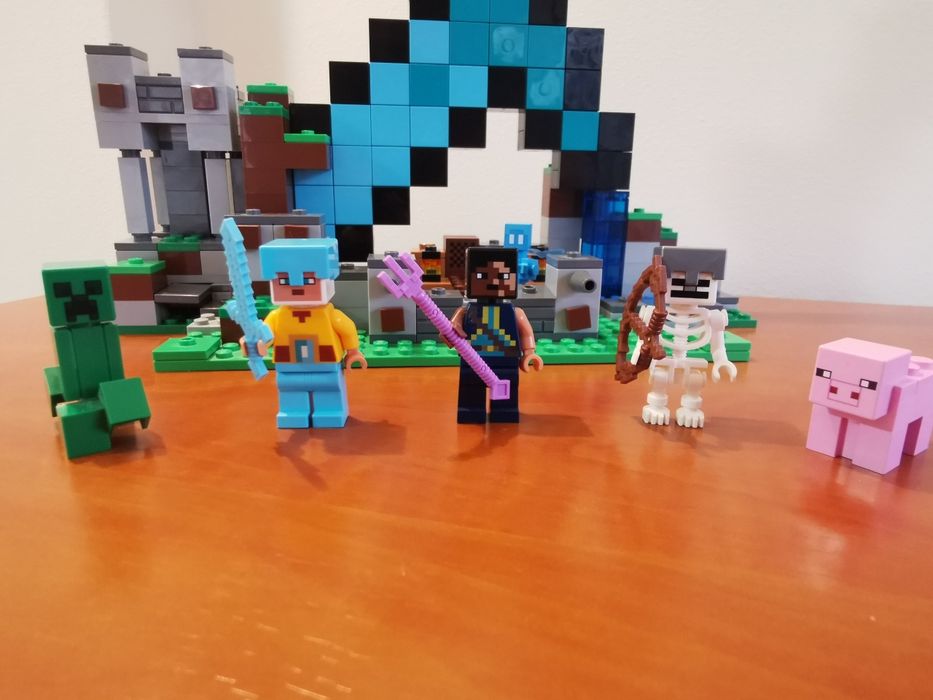 Lego 21244 Minecraft The sword outpost
