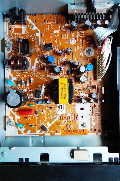 DVD плеер Pioneer.