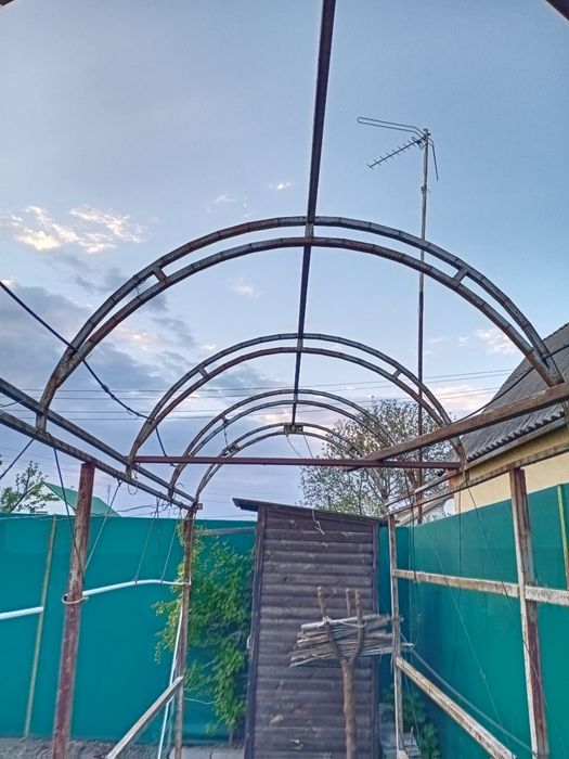 Продам арочну конструкцію
