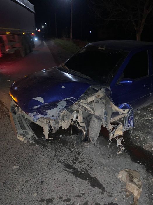 Розбираю ford escort 1995