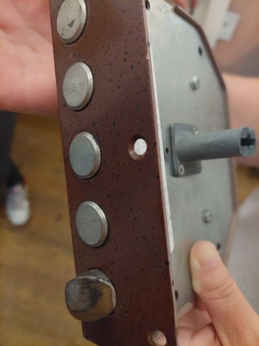 Fechadura de 4 trancas