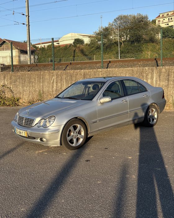 Mercedes-Benz C 220 — fotografia 2