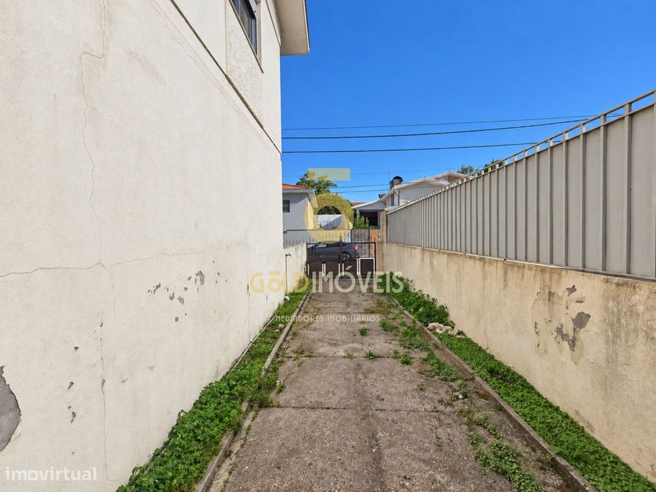 Moradia Isolada T3 Venda em Mozelos,Santa Maria da Feira