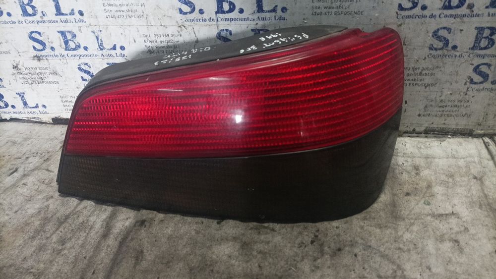 Farolim direito PEUGEOT 306 Van