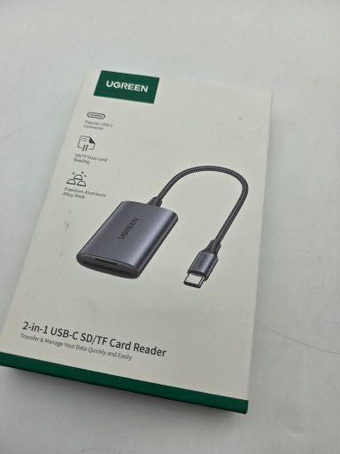 Czytnik kart UGREEN USB-C SD/TF.