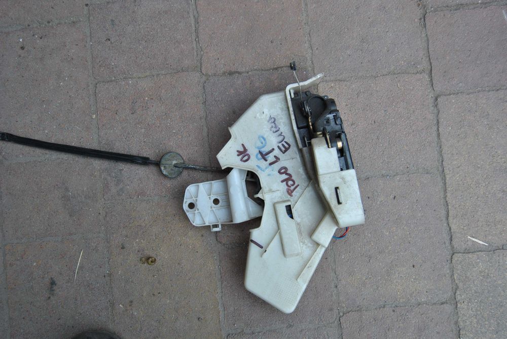 Zamki drzwi VW Polo IV 9N