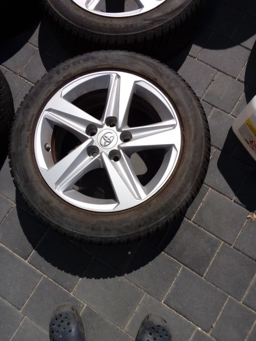 Toyota Corolla e21 komplet koł zimowych  205/55/r16