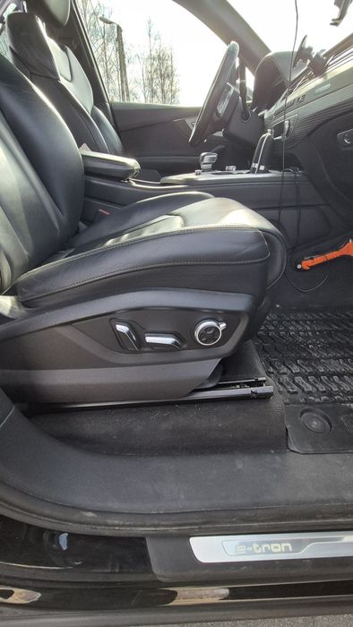 Audi q7 E-TRON  2016r