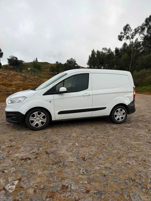 Ford Transit Courier 1.5 TDCi (2017)
