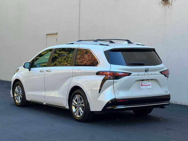2024 Toyota Sienna