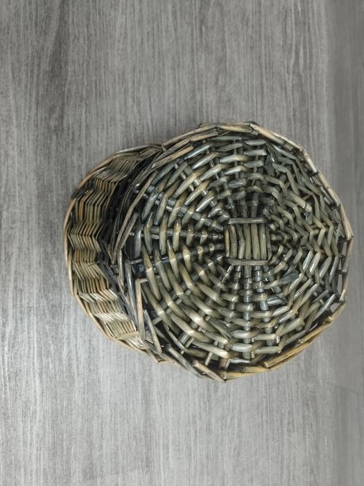Sprzedam kosz wiklinowy wysokość 24 cm
