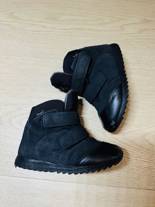 Buty dziecięce mrugała 26