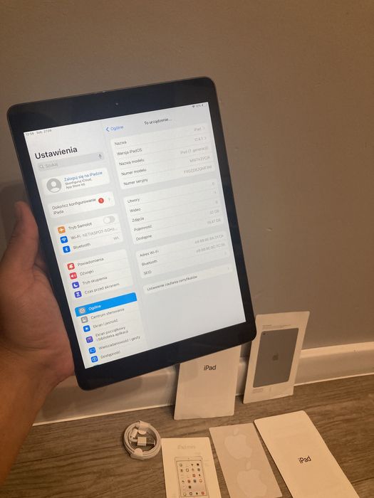 Tabet apple ipad 6 , ipad 7 - stan dobry