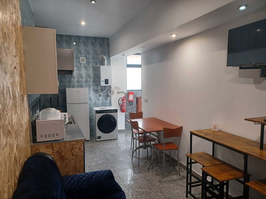 Aluga-se quarto em apartamento Centro de Chaves