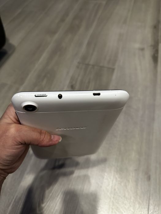 Планшет Lenovo A3000-H