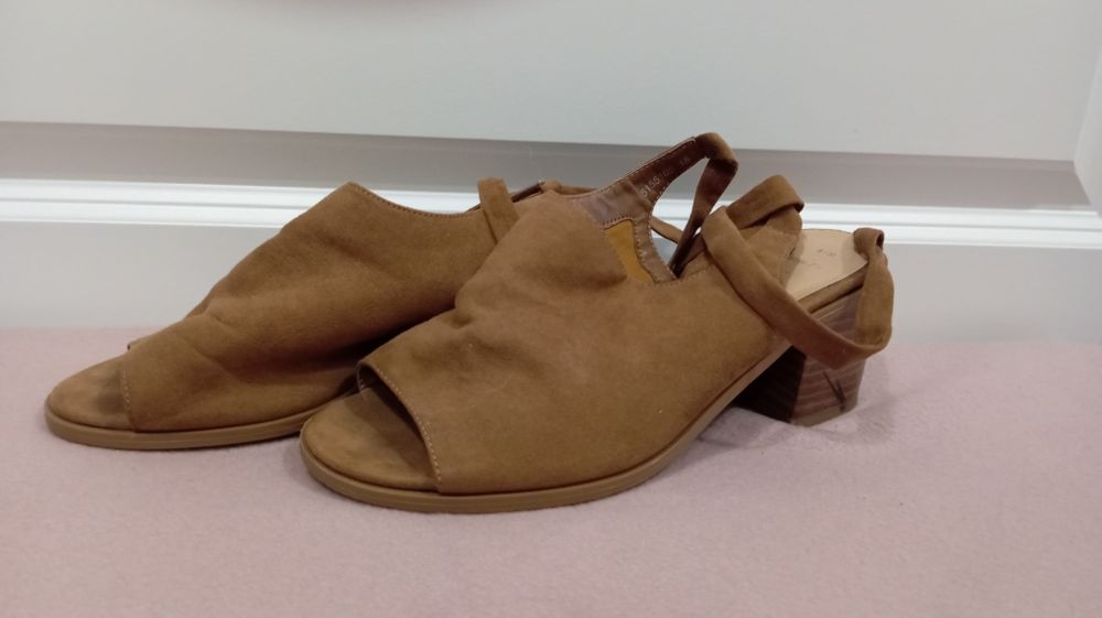 Mega paka butów (zestaw butów)