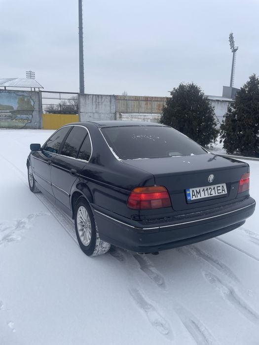 Продам е39 м52B20ty