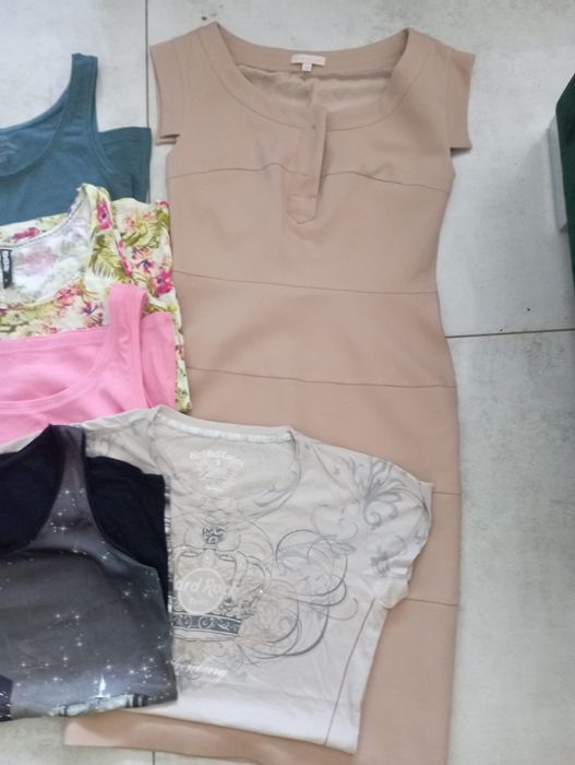 Zestaw ciuszków damskich