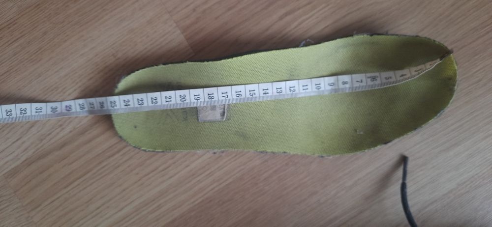 трекінгові черевики —Karrimor