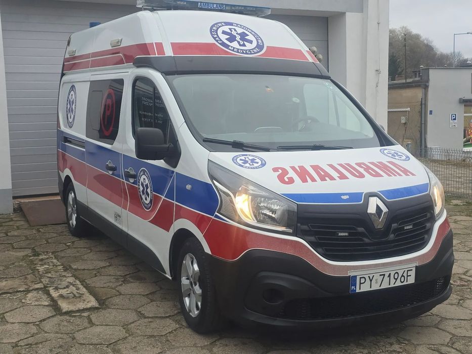 Renault TRAFIC  Karetka Ambulans drogowy TYPU B