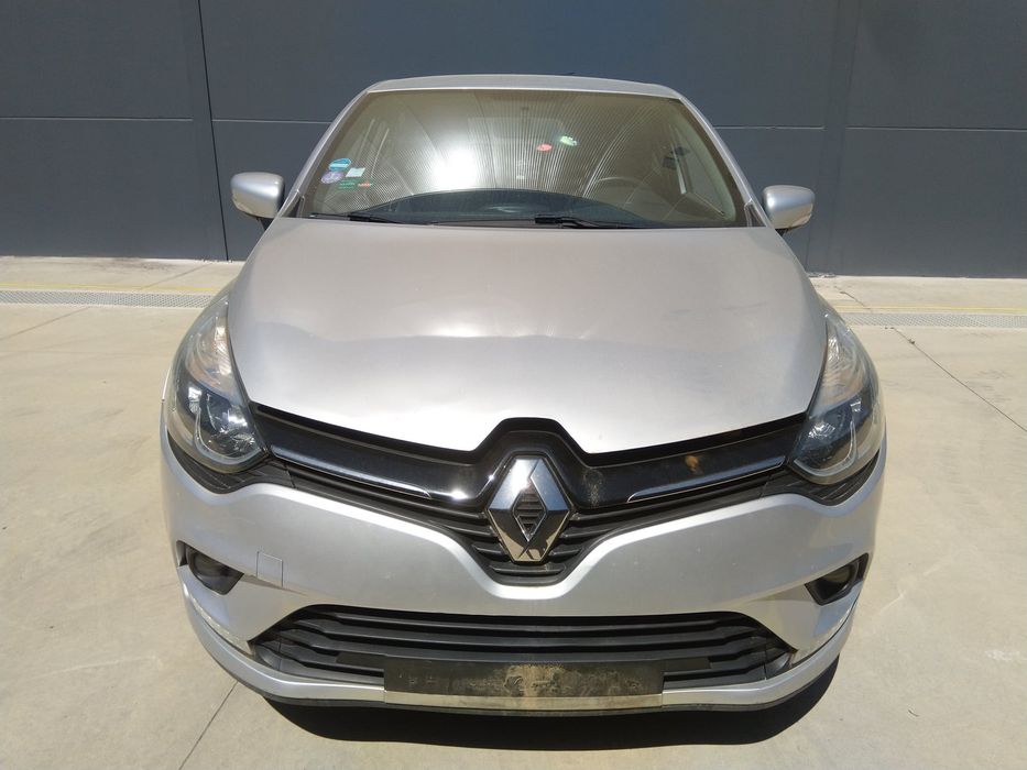 RENAULT CLIO IV - 2018 - Para Peças