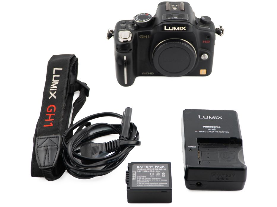Bezlusterkowiec Panasonic Lumix GH1 z ładowarką - przebieg 10962
