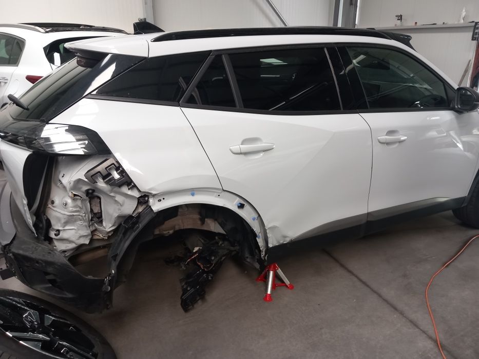 PEUGEOT 2008 1.5 diesel 2024