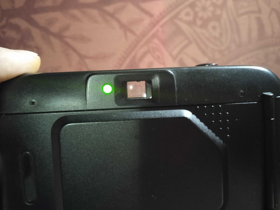 Продам фотоаппарат Premier PC-664