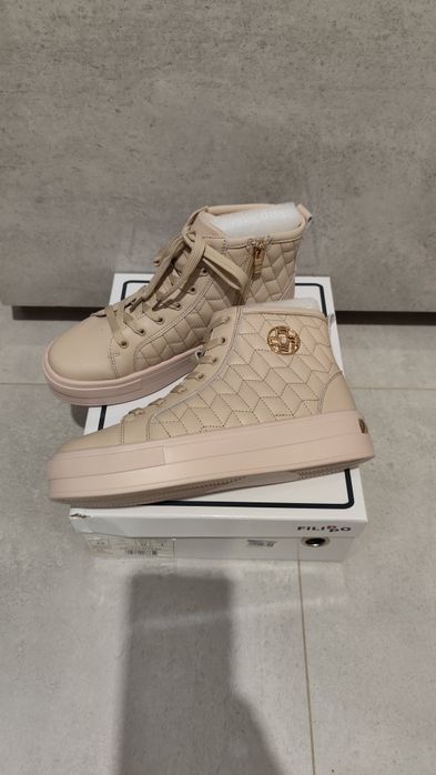 Nowe botki pikowane trampki za kostkę beż ocieplane skóra Filippo 39