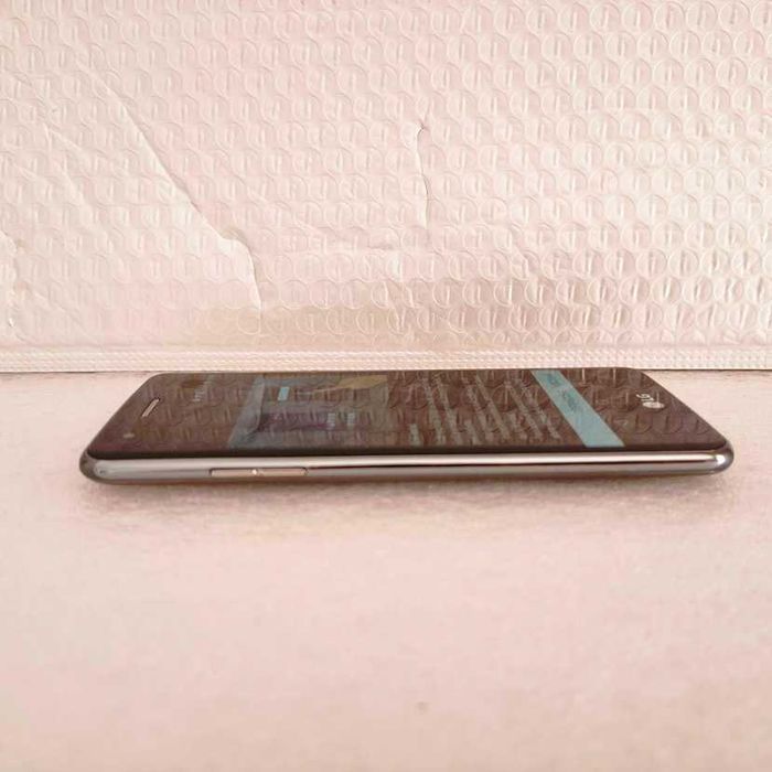 LG K8 2017 (LG-M200n) 1,5Gb 16Gb Android 8.1